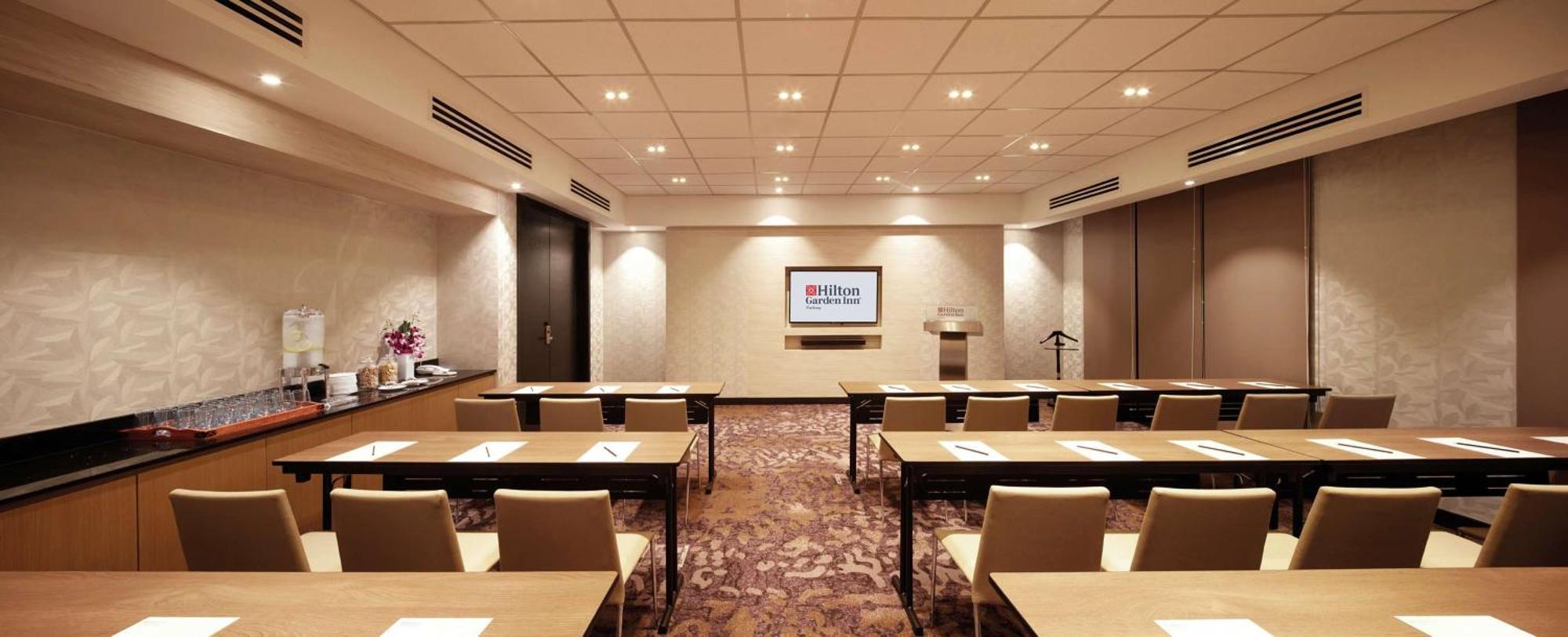 Hilton Garden Inn Puchong Zewnętrze zdjęcie