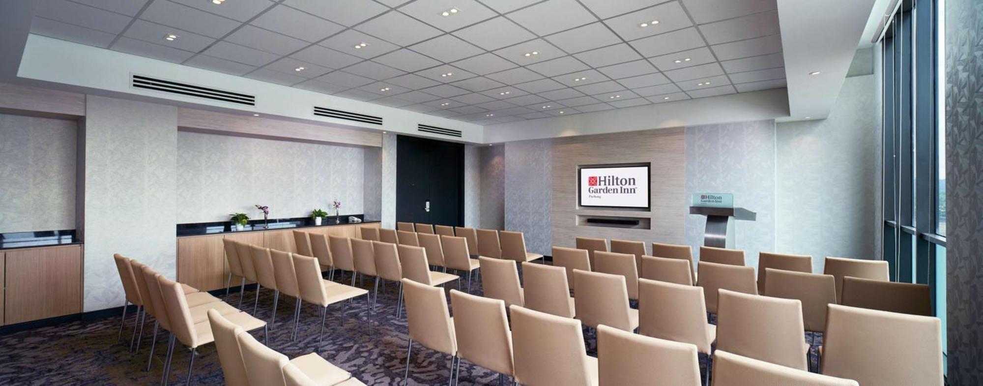 Hilton Garden Inn Puchong Zewnętrze zdjęcie